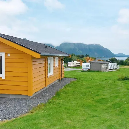 4 Person Holiday Home In Aukra-By Traum Feriehus *
