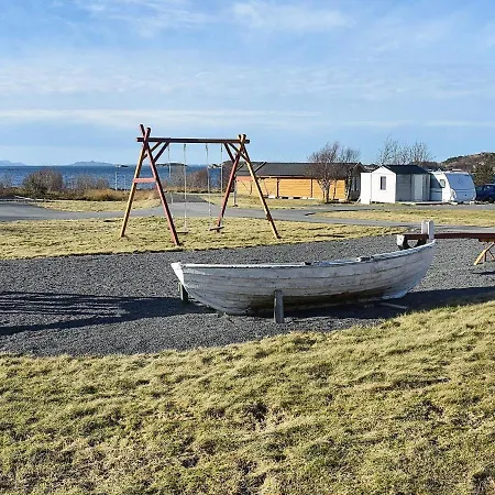 4 Person Holiday Home In Aukra-By Traum Aukra